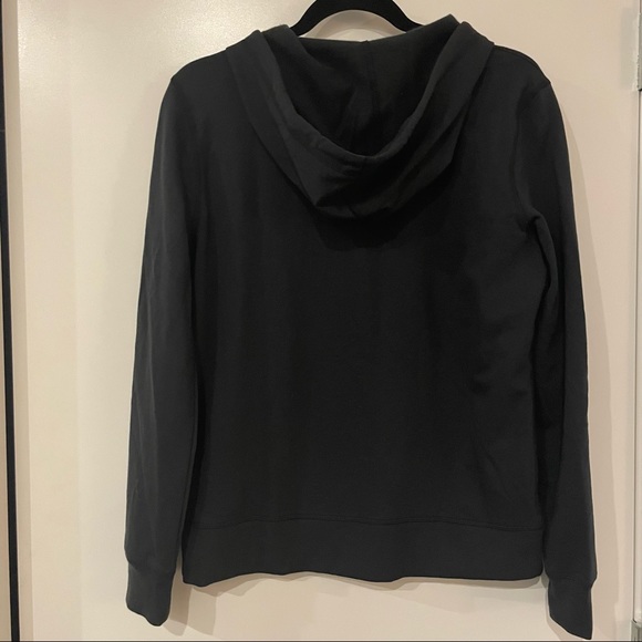NWT Victoria’s Secret VSX Sport Black zip up Hoodie Size Small - Picture 2 of 7